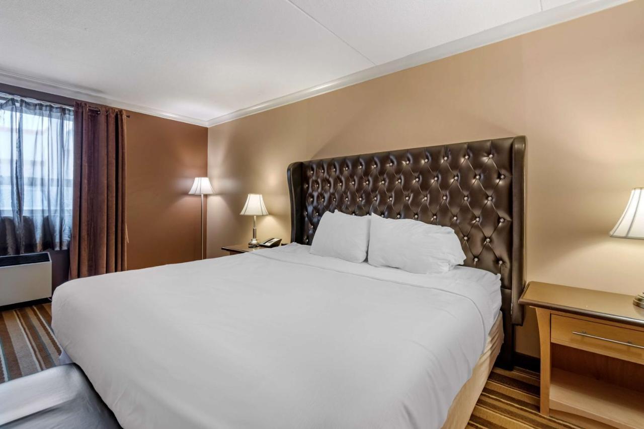 Western Marquis &